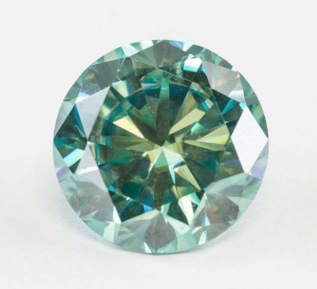 Dazzling 3.22 Ct. Ice Green VVS1 Fire Moissanite