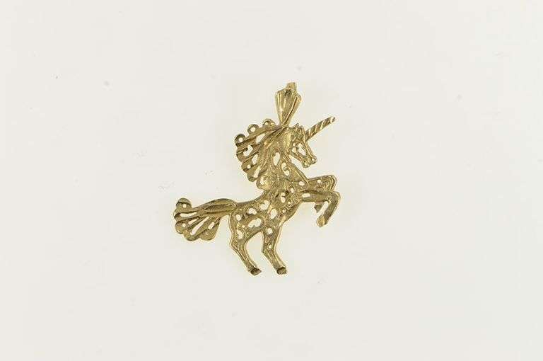 14K Yellow Gold Ornate Scroll Filigree Unicorn Symbol Vintage Pendant