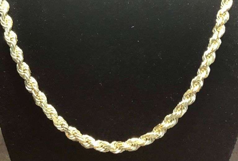 FASHIONABLE AND TRENDY 14K SUNNY YELLOW GOLD ROPE CHAIN