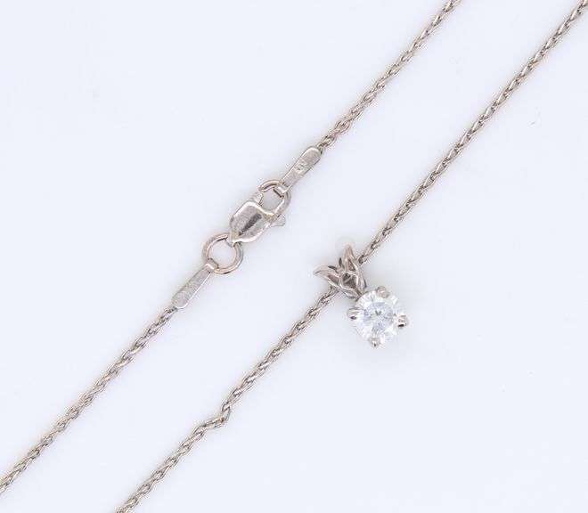 Shimmering White Gold Round Brilliant Cut Diamond Pendant on Chain