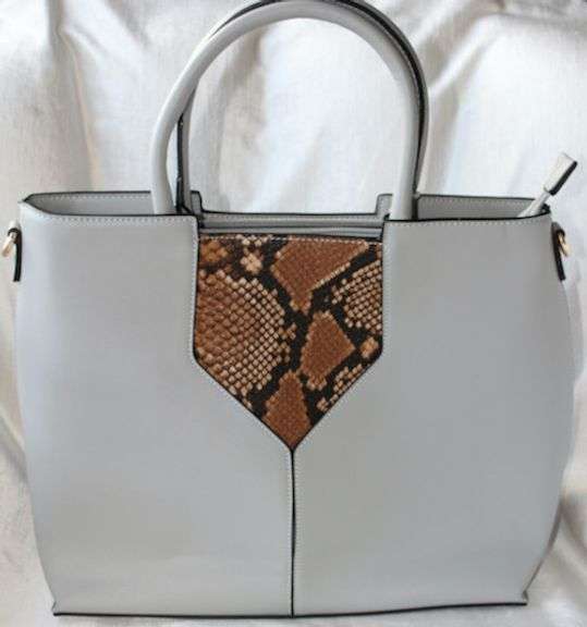 100% Fine leather Designer Style Bag