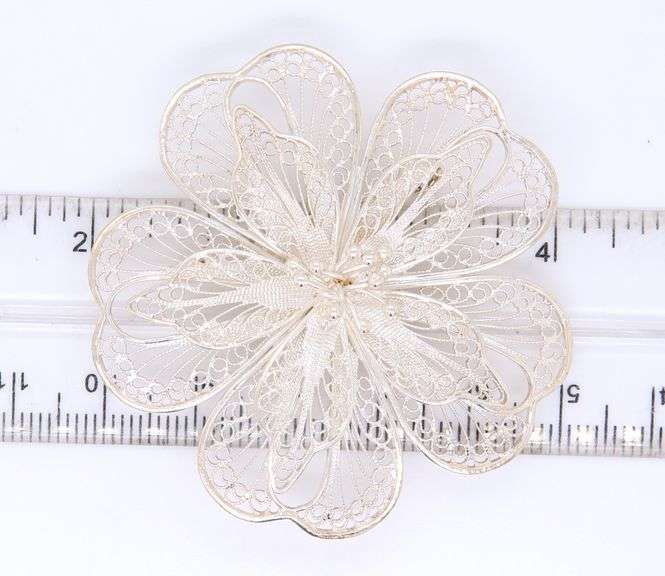 Vintage 925 Sterling Silver Filigree Flower Brooch