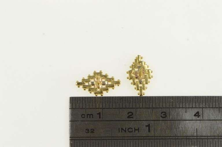 18K Yellow Gold Vintage Squared Bar Cluster Vintage Stud Earrings
