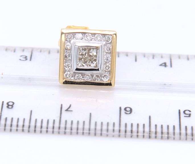 Sparkling Yellow Gold Princess and Round Brilliant Cut Diamond Earrings