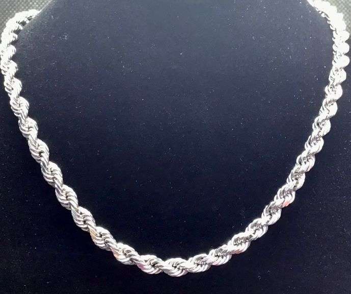 STYLISH AND ELEGANT 14K ICY WHITE GOLD ROPE CHAIN