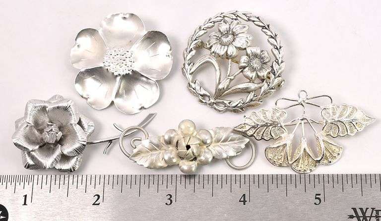 Random Pin Lot In Sterling Silver