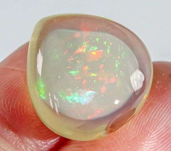One of a kind! 12.90ct untreated reverse Opal!