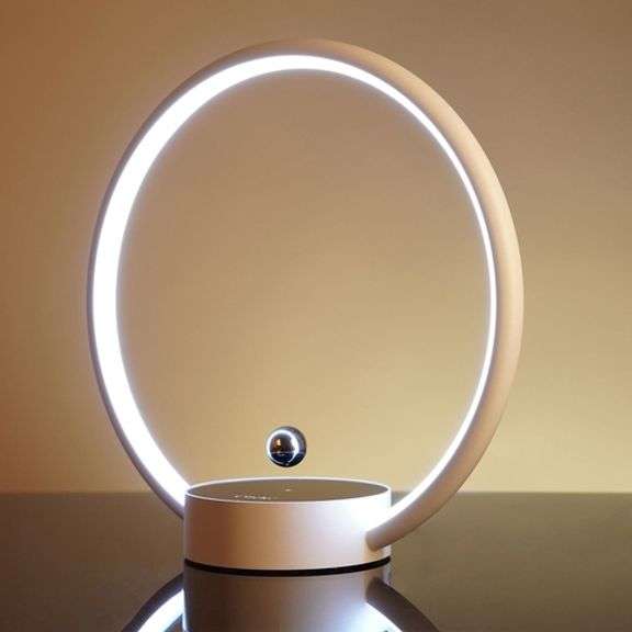 Modern Circle Table Lamp: Sleek and Adjustable Lighting