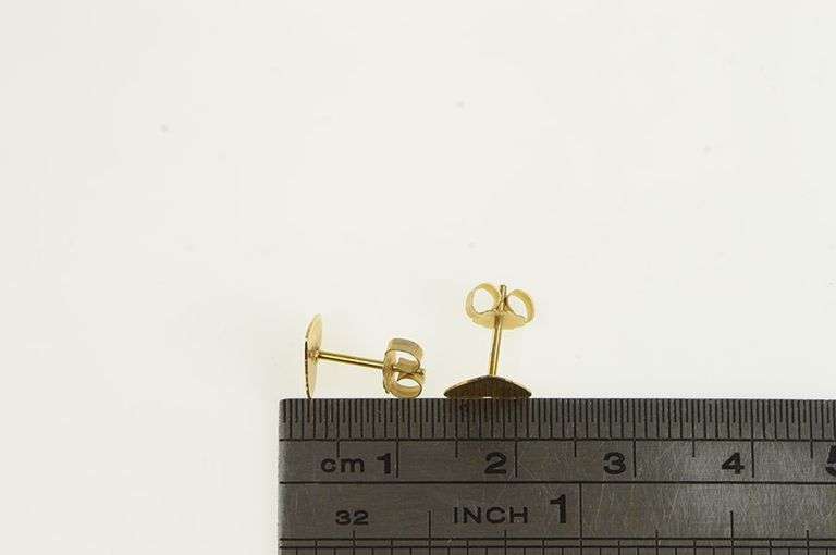 14K Yellow Gold Classic Simple Heart Love Symbol Stud Earrings