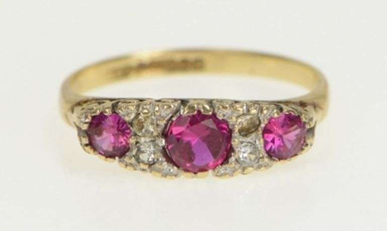9K Yellow Gold Victorian Syn. Ruby Sim. Diamond Ornate Ring