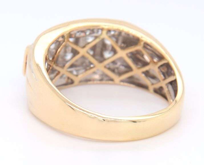 Majestic Yellow Gold 1.50ctw Gent's Diamond Band