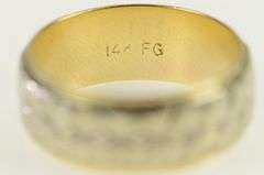 14K Yellow Gold Diamond Cut Star Vintage Pattern Wedding Band Ring