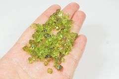 Large set! 98ct rough apple green Peridot