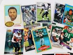 Lot of 26 Philadelphia Eagles Football Cards