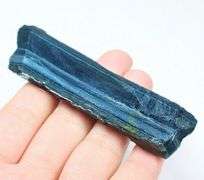 Mezmerizing 111ct uncut BLUE TIGERS EYE!!