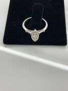 LADIES 14K WHITE GOLD DIAMOND RING