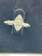 LADIES 14K WHITE GOLD DIAMOND RING