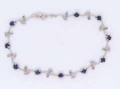 Fabulous White Gold 1.10ctw Sapphire and Diamond Floral Link Bracelet