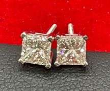 CERTIFIED BRAND NEW 14K WHITE GOLD DIAMOND STUD EARRINGS