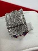 MEN'S 10K WHITE GOLD AND DIAMOND RING