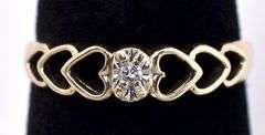 Lovable Diamond Heart Ring In Yellow Gold