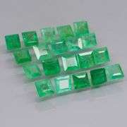 Vivid! Top green 2.53ct Colombian Emerald set