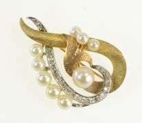 14K Yellow Gold 0.28 Ctw Diamond Pearl Vintage Loop Pin/Brooch