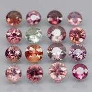 Fantastic 2.98ct round cut Sapphire set