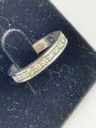 LADIES 14K WHITE GOLD AND DIAMOND BAND / RING