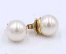 2 Set of Majorica Pearl Necklace and Stud Earrings