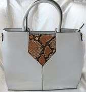 100% Fine leather Designer Style Bag