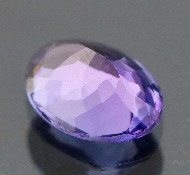 Oval cut 1.68ct blue violet Tanzanite