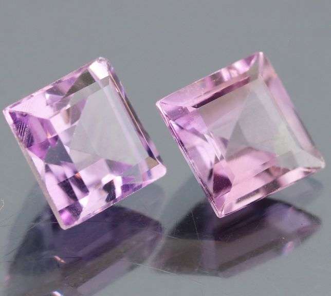 Gorgeous 4.65ct Brazilian pink Amethyst pair