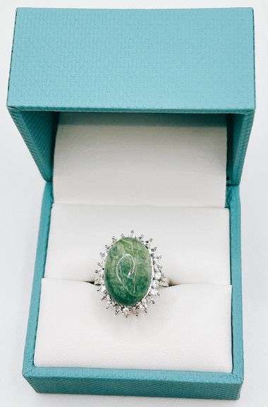 Delightful 11.00CTS Cabochon-Cut Emerald & 1.00CTW White Sapphire Ring in Sterling Silver