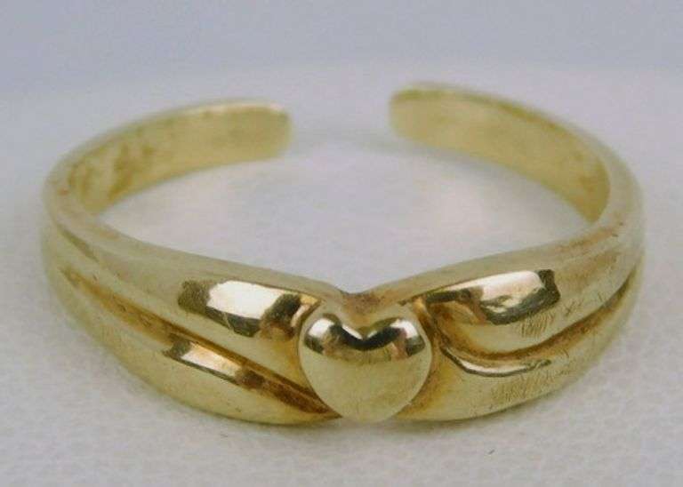 10K Yellow Gold Toe Ring