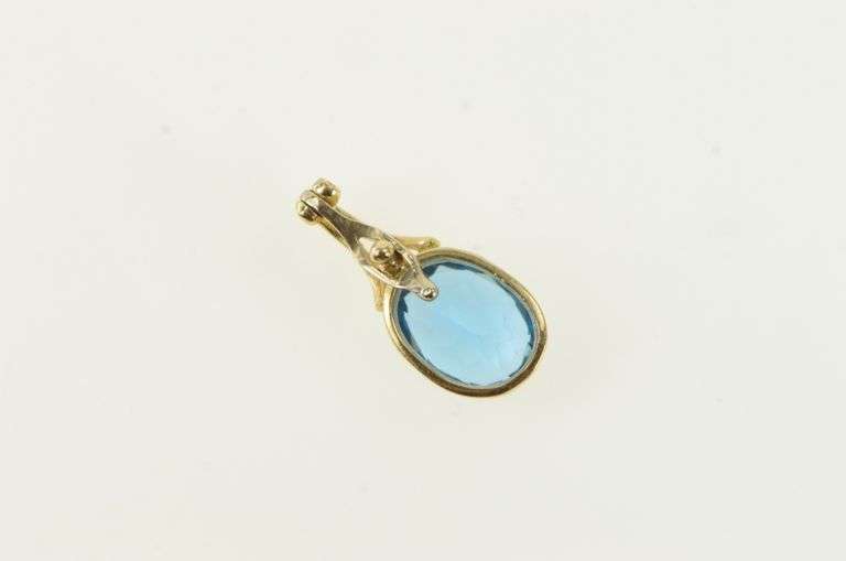 14K Yellow Gold Oval Blue Topaz Solitaire December Birthstone Pendant