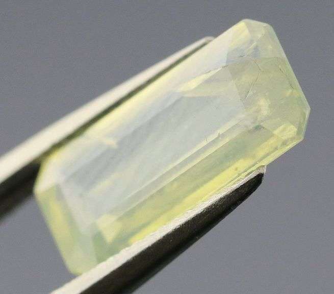 Stunning! 1.80ct unique color Sapphire