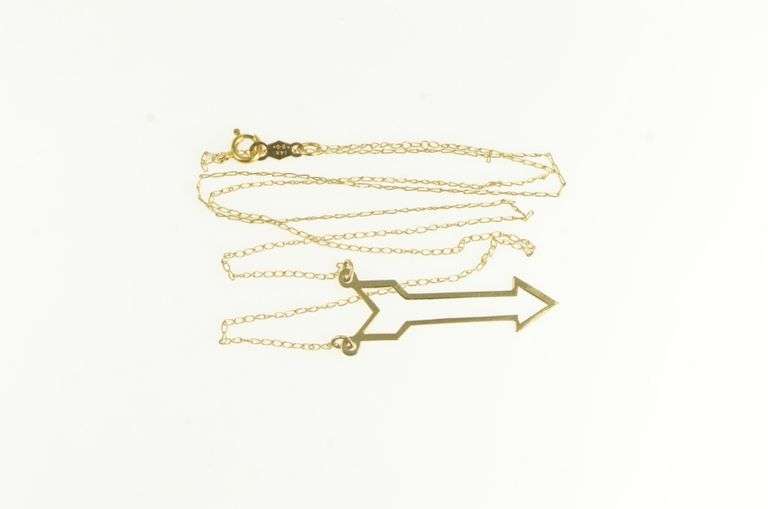 14K Yellow Gold Arrow Symbol Vintage Statement Chain Necklace