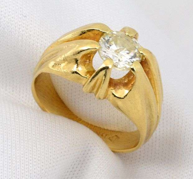 Stylish 1 Ct. Diamond Unisex Ring
