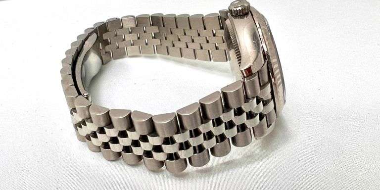 ROLEX SS DATEJUST BLUE ROMAN NUMERAL