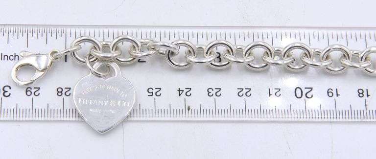 Trendy Tiffany & Co Heart Tag Charm Bracelet in Sterling Silver