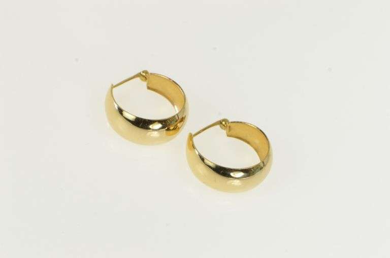 10K Yellow Gold 18.8mm Wide Curved Statement Hoop Earrings