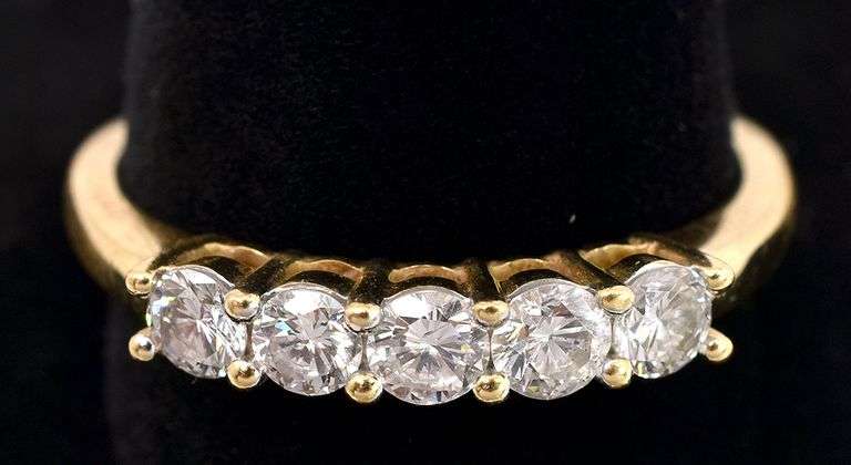 Astounding 18K Yellow Gold Diamond Ring