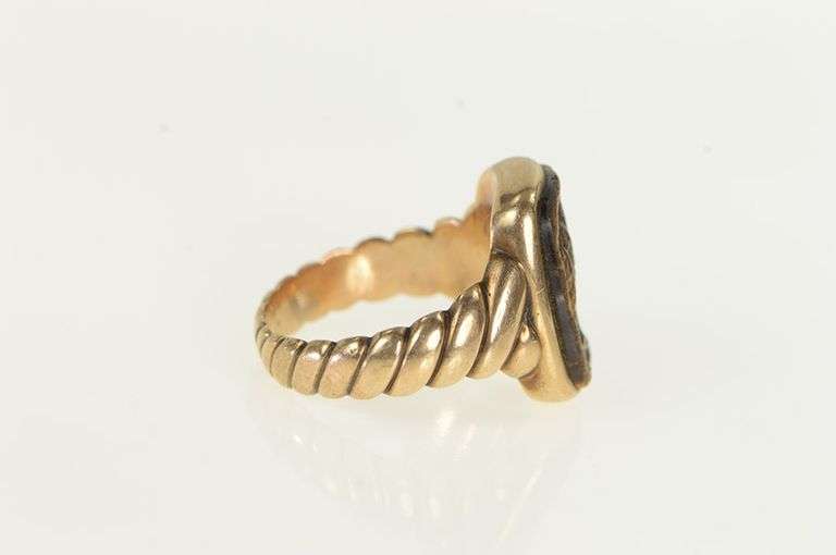 14K Yellow Gold 1890's Victorian Tiger's Eye Carved Intaglio Ring