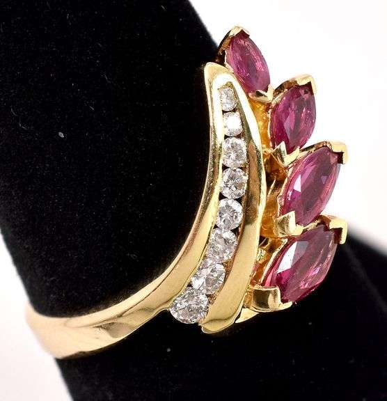 Exquisite Ruby and Diamond Ring in 14K Yellow Gold