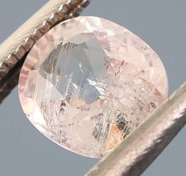 Glittering 1.17ct silver pink sapphire