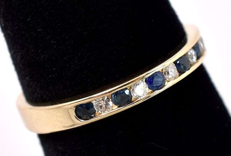 Energetic Blue Sapphire and Diamond Band Ring In 14K Yellow Gold