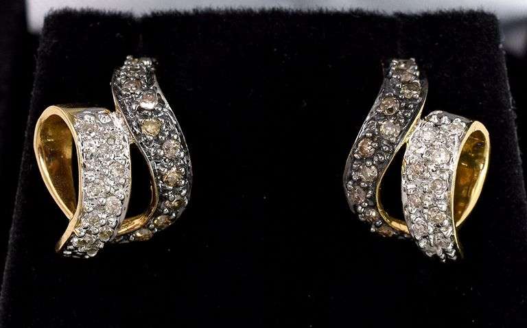 Astounding Swirl Diamond Earrings in 14K Yellow Gold