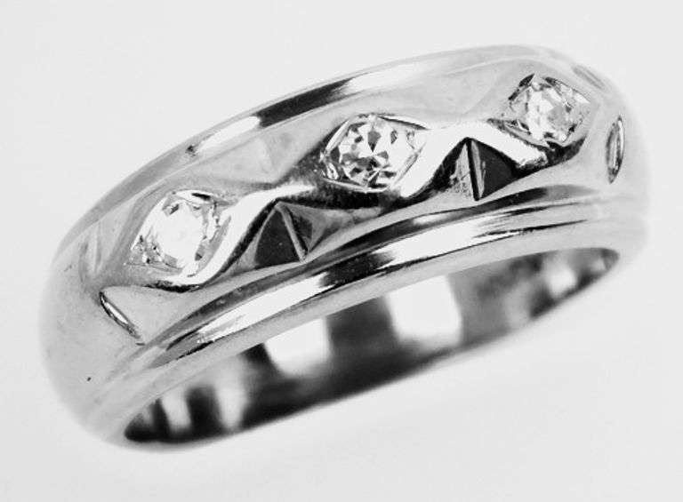 Vintage 14K Gold 3 Diamond Band, Size 7