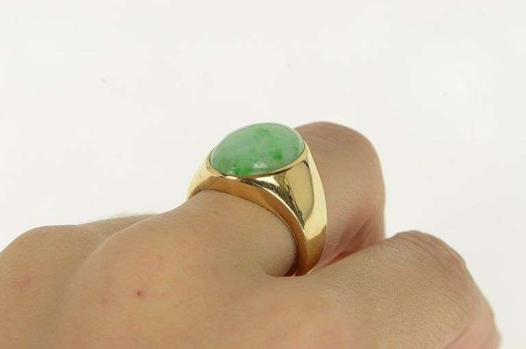 14K Yellow Gold Oval Jadeite Cabochon Vintage Statement Ring